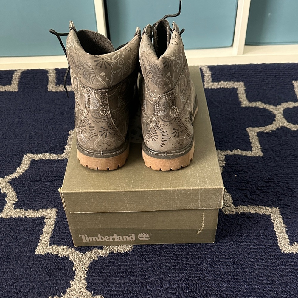 Timberland Women's Gray Patterned Boots - image 3